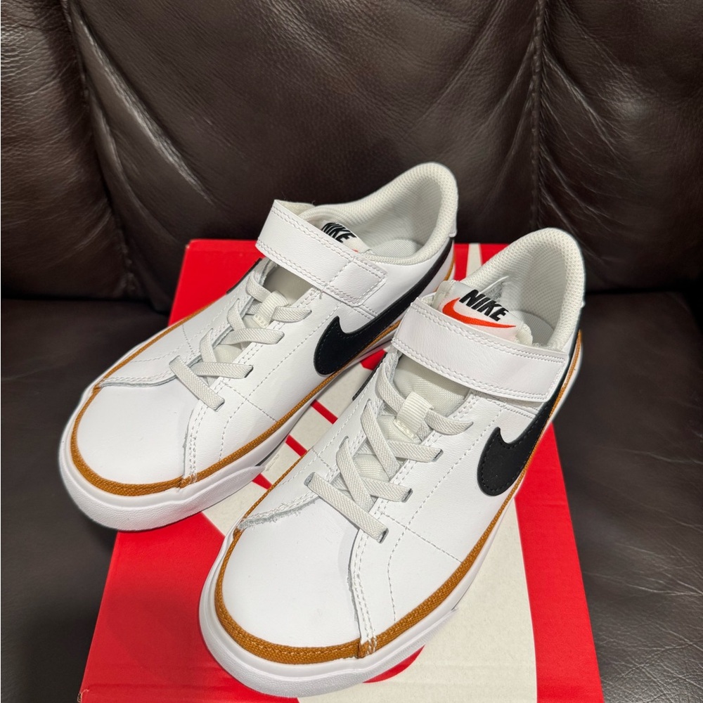 Nike Court Legacy Size 1.5 youth: White and Black Low-Top Sneakers with Tan Trim